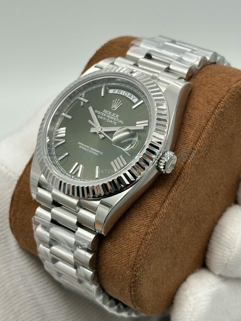 kupit elitnyu replicu rolex day date 40 mm president olive green roman dial ref.m228236 0008 8 watchhub
