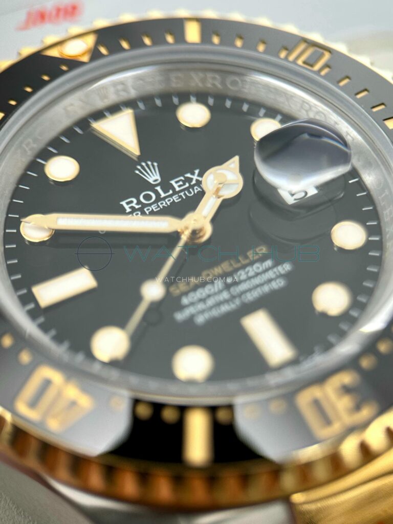 godinnyk rolex sea dweller 43 mm yellow combined black dial ref.m126603 0001 4