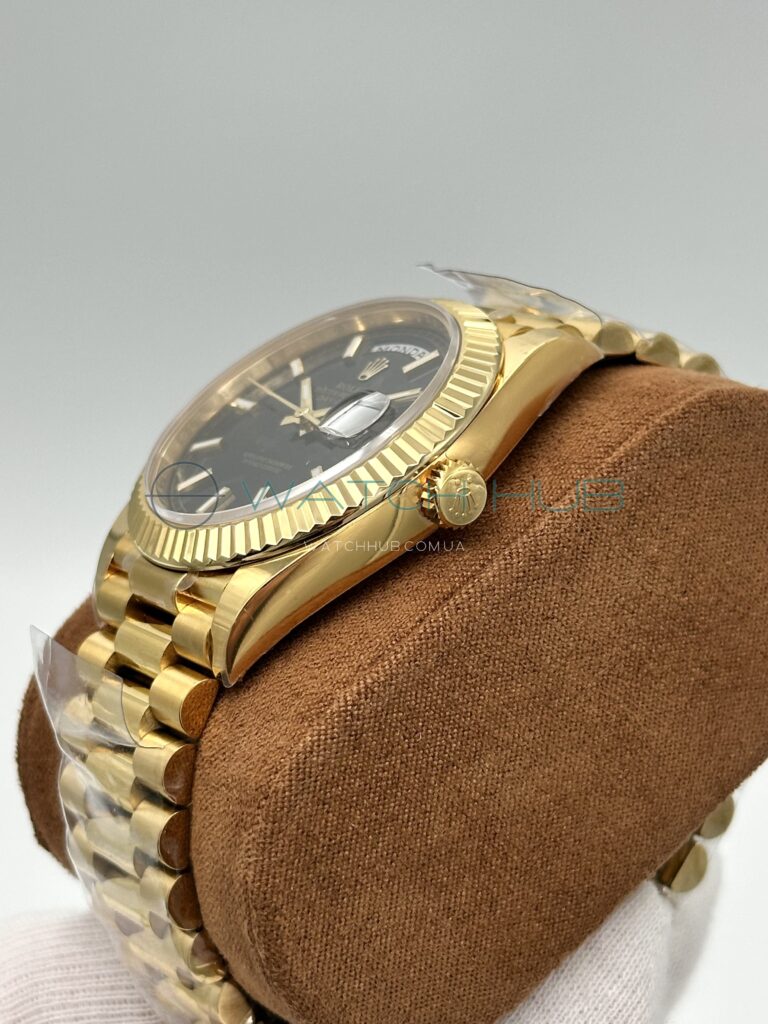 kopja elitnogo cachestva rolex day date 40 mm yellow gold president bright black dial ref.m228238 0067 20 watchhub