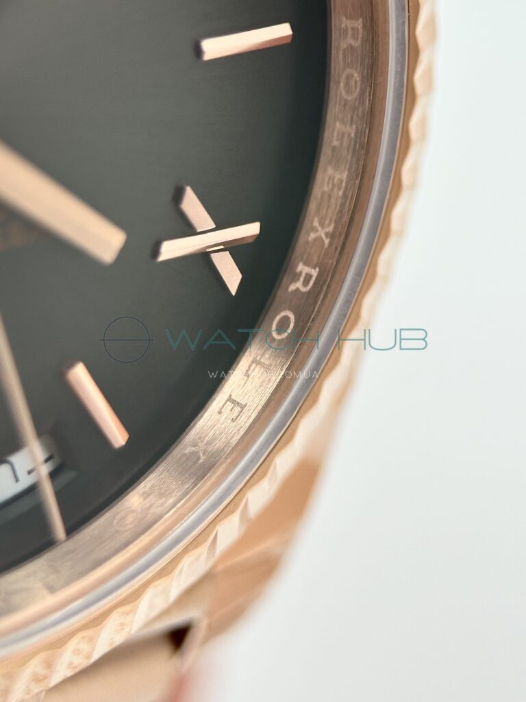 kupit repliku rolex day date 40 mm rose gold slate ombré dial ref.m228235 0055 15 watchhub