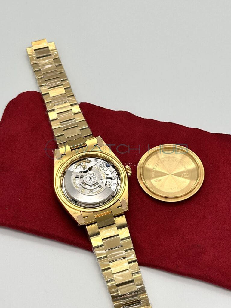 kupit tochnyu copiu rolex day date 40 mm yellow gold president bright black dial ref.m228238 0067 10 watchhub