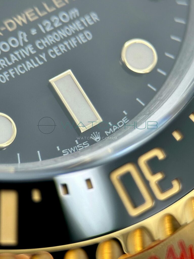replika rolex sea dweller 43 mm yellow combined black dial ref.m126603 0001 24