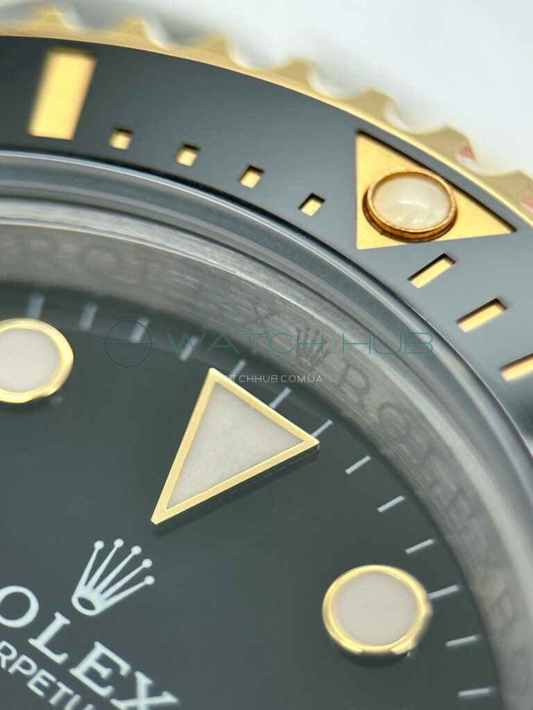 replika rolex sea dweller 43 mm yellow combined black dial ref.m126603 0001 5