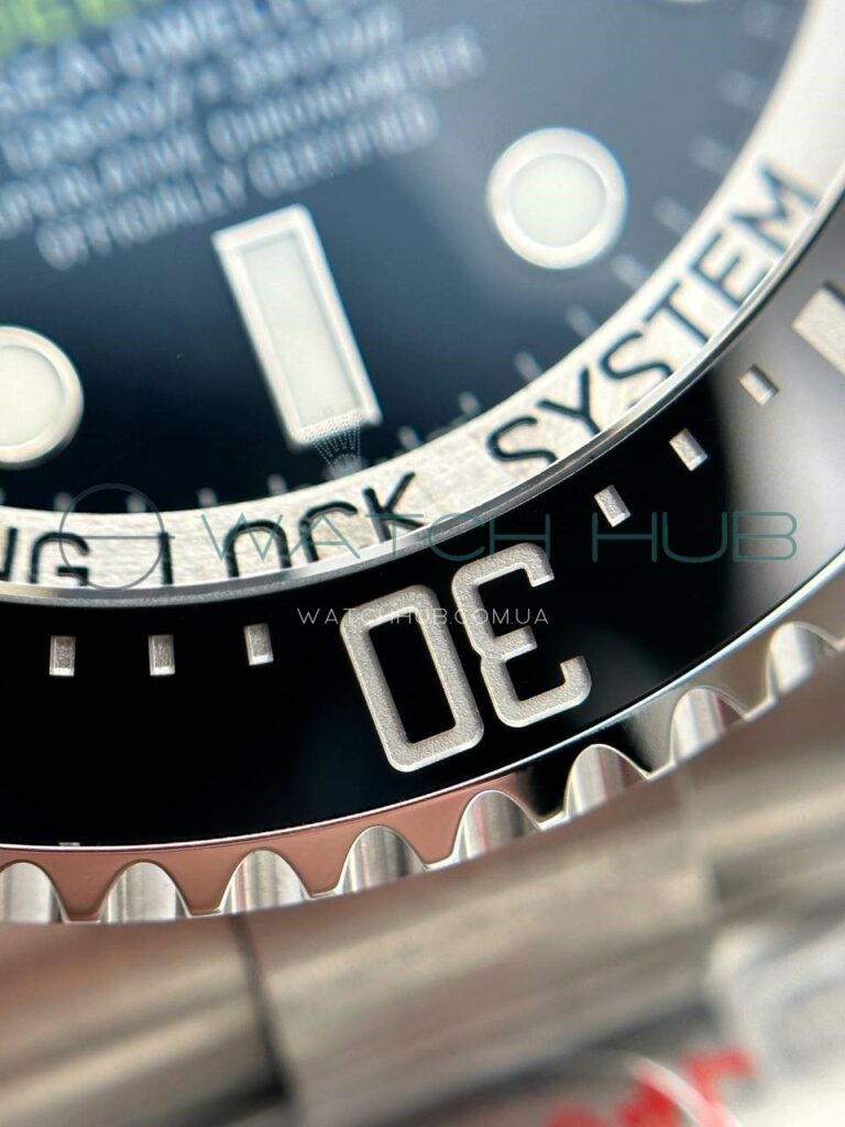 kupit elitnij godinnyk rolex sea dweller deepsea 44 mm gradient dark blue dial ref.m126660 0002 6 watchhub