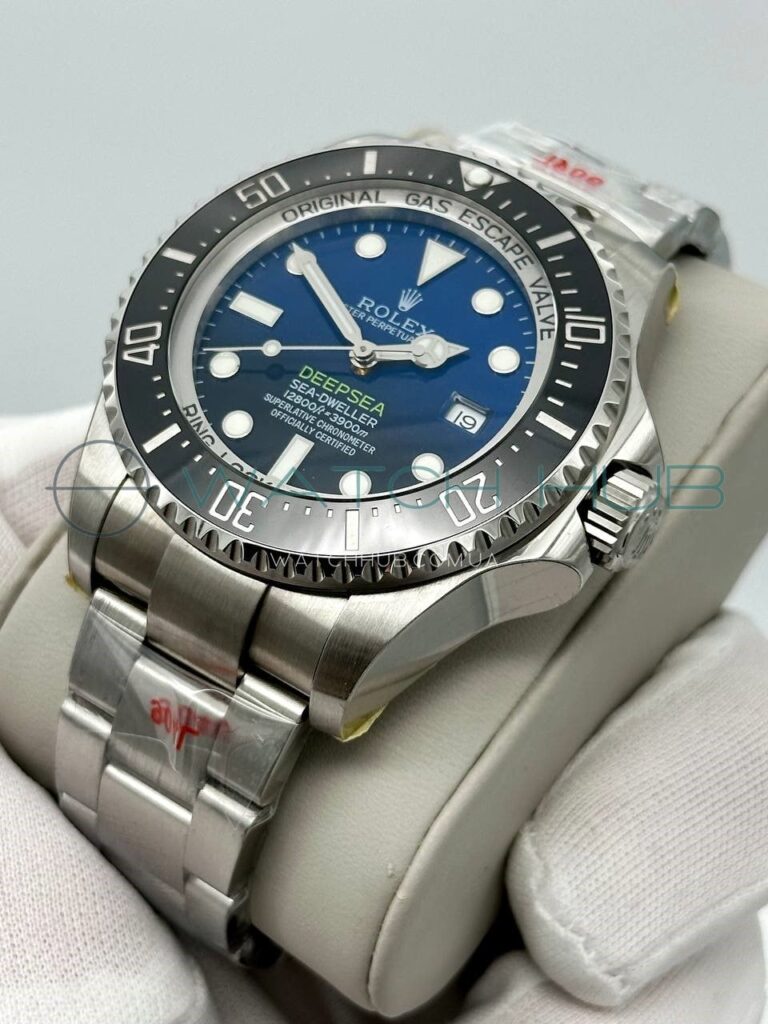 replika rolex sea dweller deepsea 44 mm gradient dark blue dial ref.m126660 0002 16 watchhub